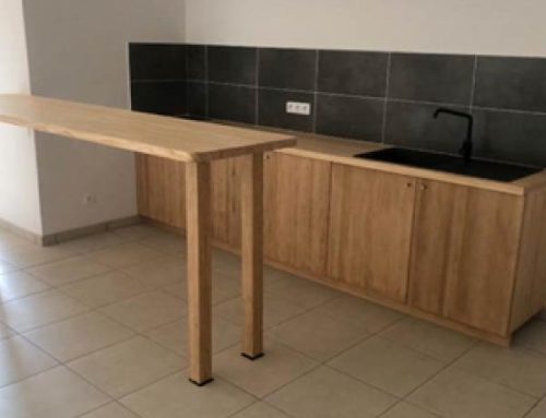 De l&rsquo;atelier à votre maison : une cuisine 100% bois massif à Parentis-en-Born